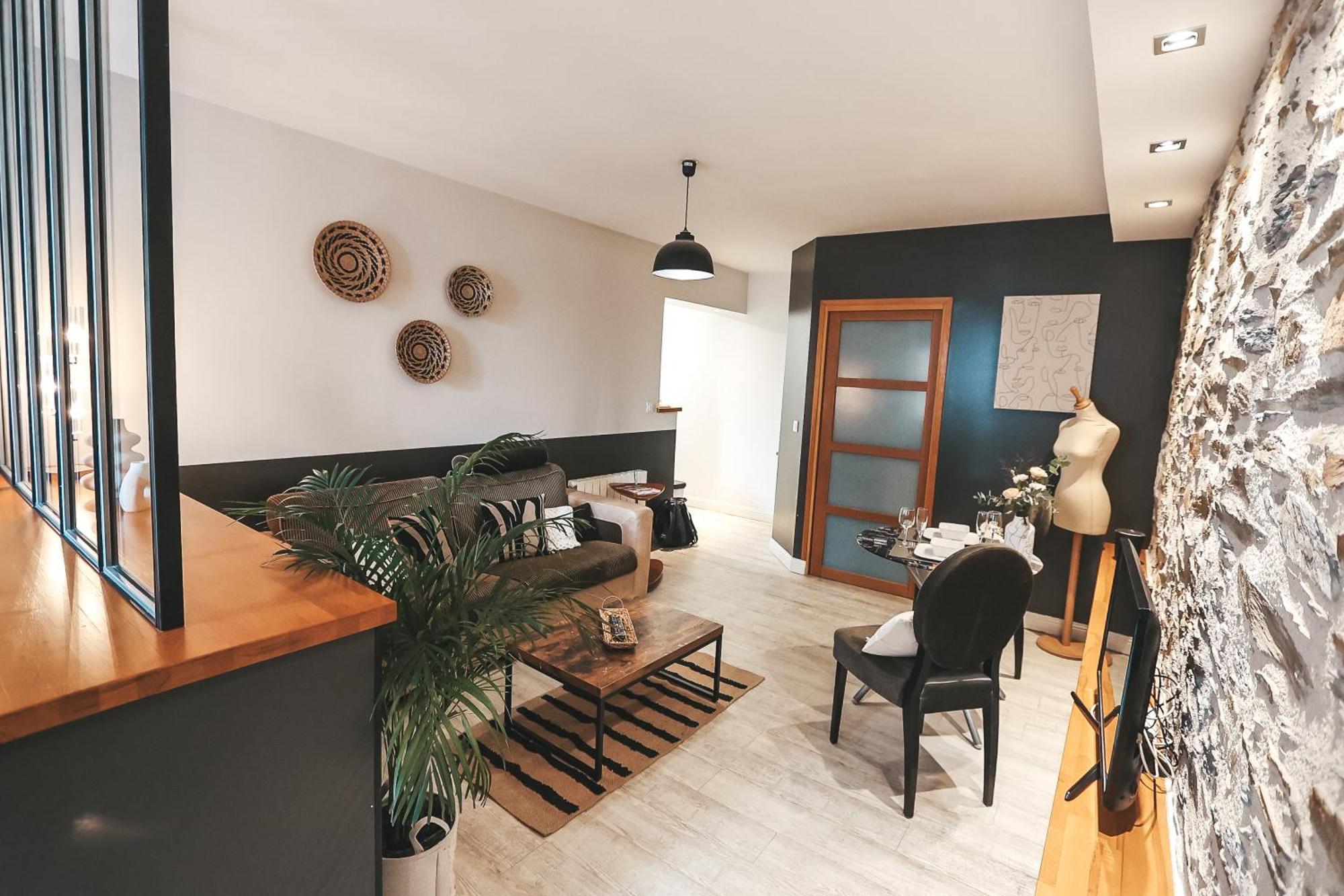 Suit'Home Commerce Анже Екстер'єр фото